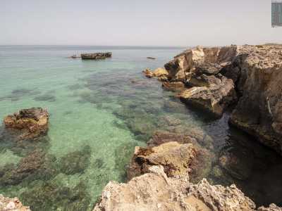 Probabilmente � l�effetto delle correnti provenienti dalle grotte sottostanti, una delle quali conduce direttamente al lago di Santo Stefano...
